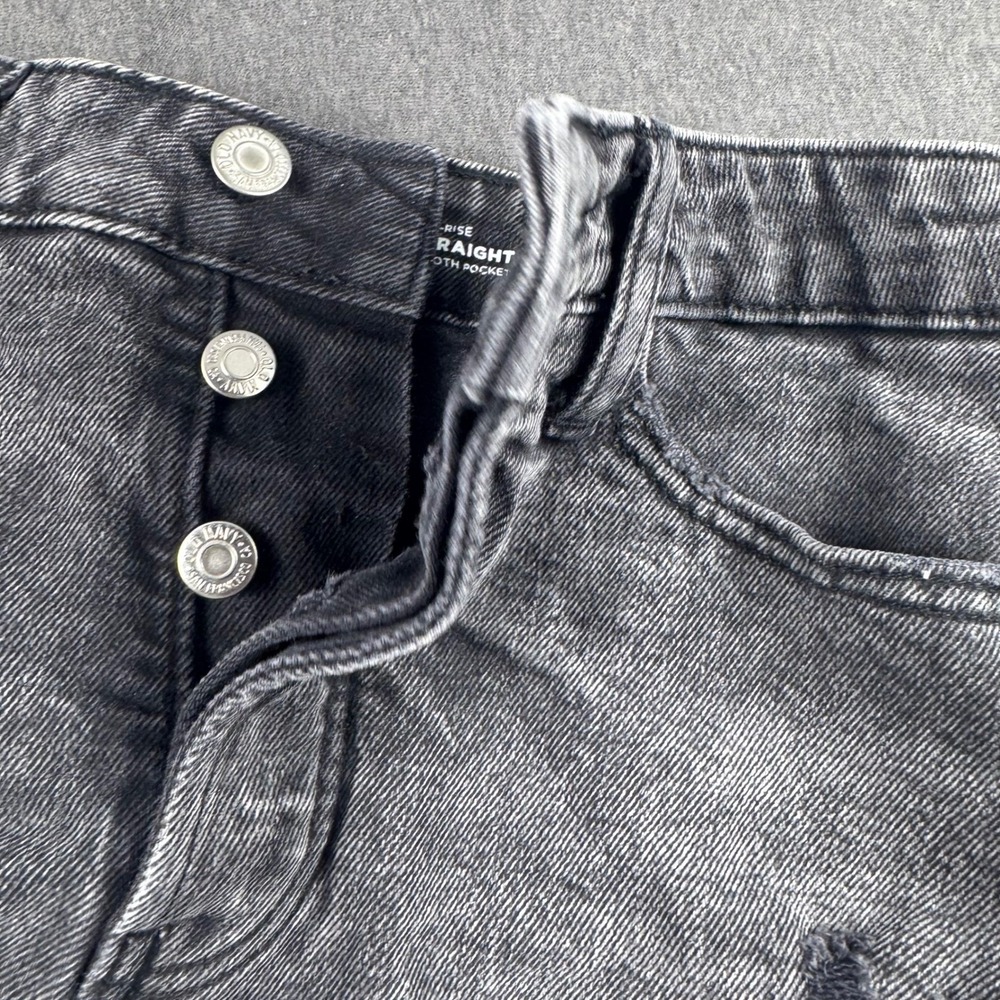 Old Navy Women's Size 4 Gray O G Straight High Rise Distressed Denim‎ Shorts - Picture 2 of 6